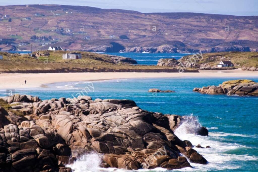 The Chalet Town Centre Dungloe Bagian luar foto