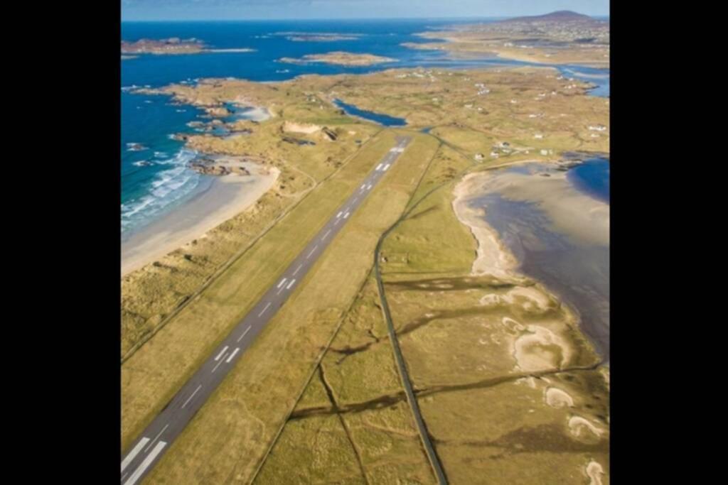 The Chalet Town Centre Dungloe Bagian luar foto