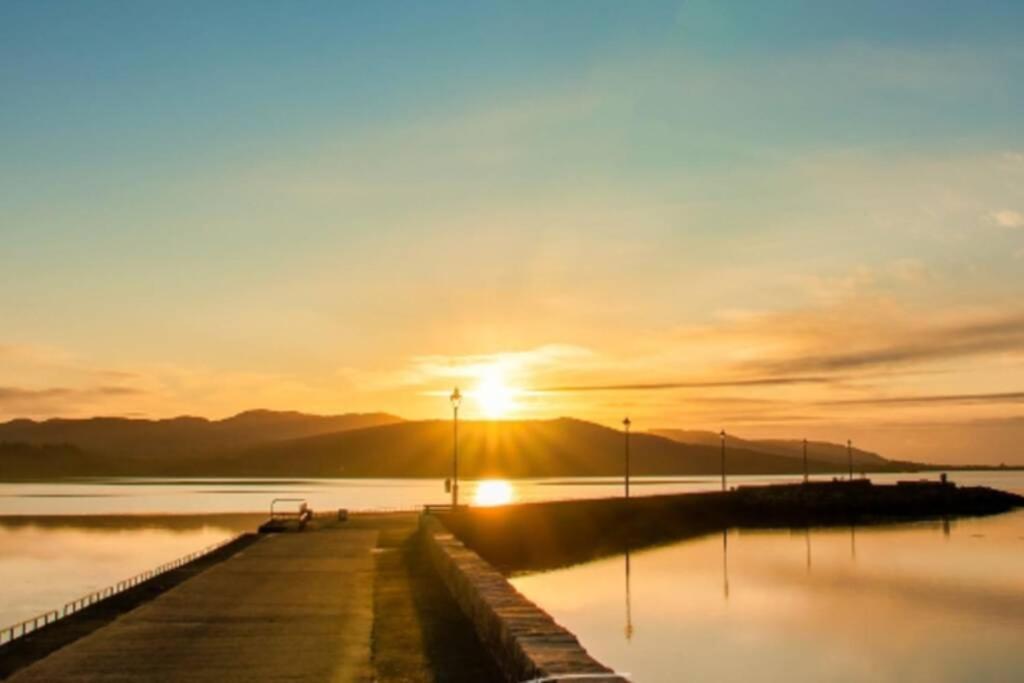 The Chalet Town Centre Dungloe Bagian luar foto