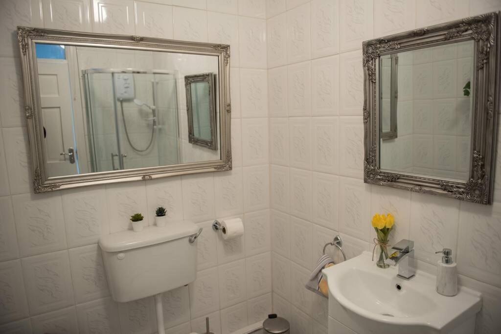The Chalet Town Centre Dungloe Bagian luar foto