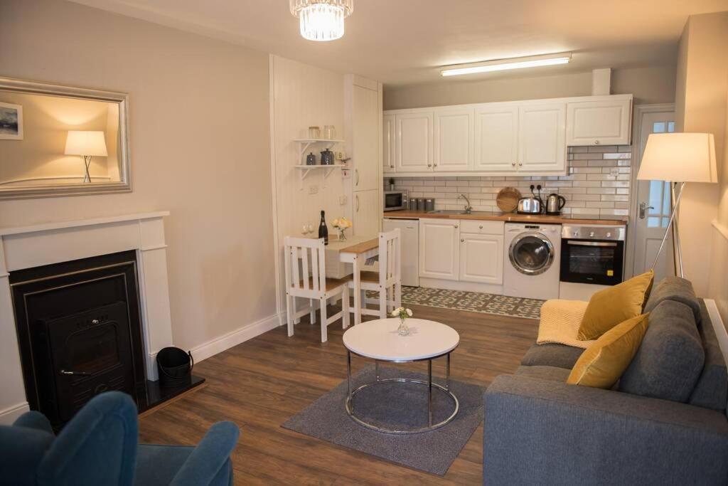 The Chalet Town Centre Dungloe Bagian luar foto