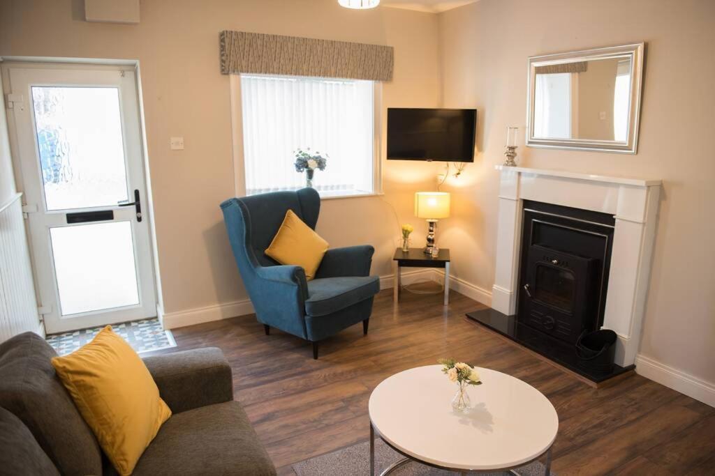 The Chalet Town Centre Dungloe Bagian luar foto