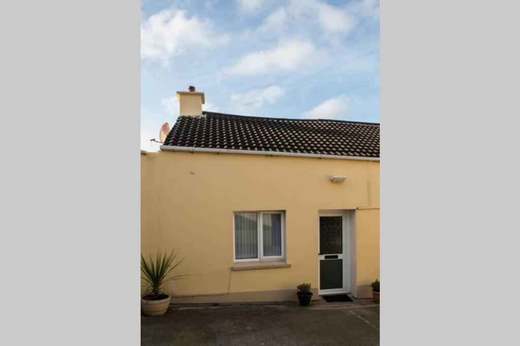 The Chalet Town Centre Dungloe Bagian luar foto